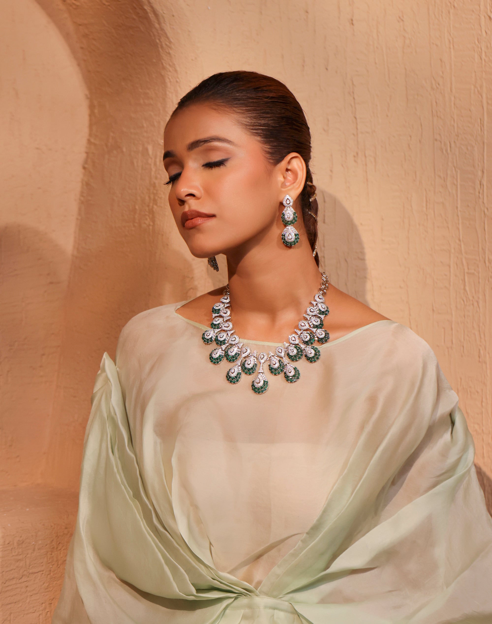 Serra Necklace Set