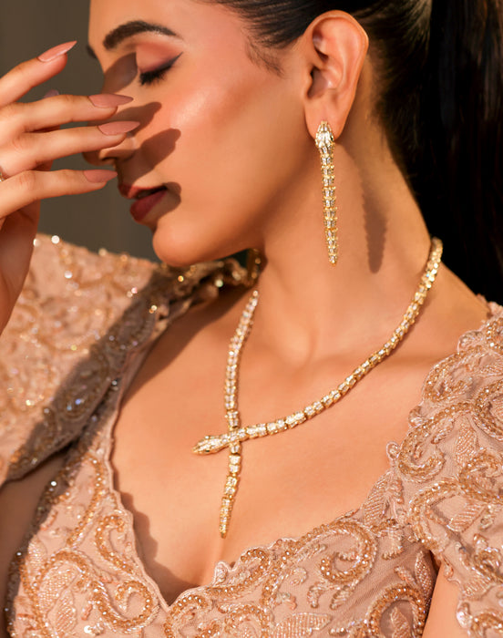 Serpentine Set With Ring