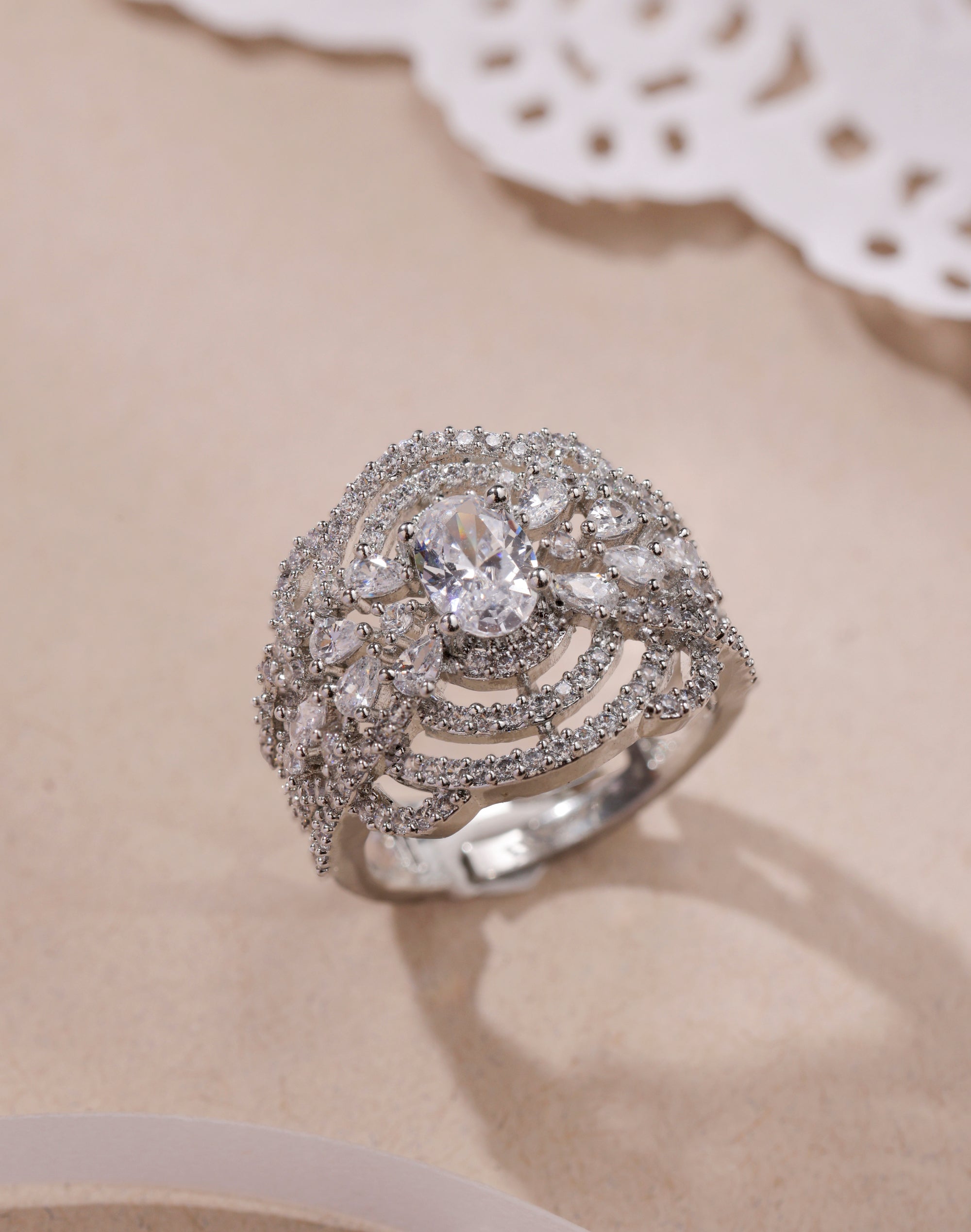 Majestic Aura Ring